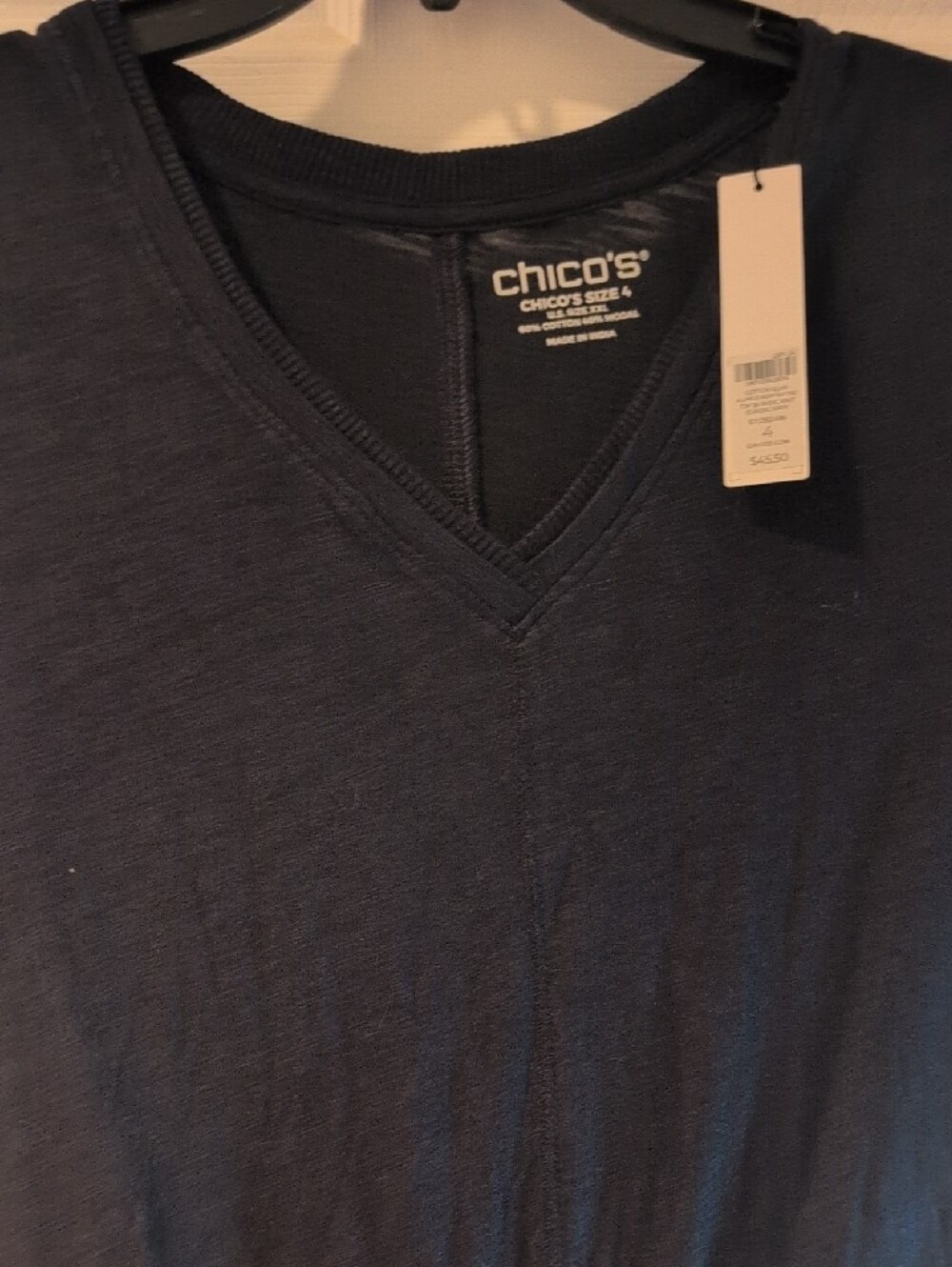 Chico's Navy V-Neck Short Sleeve Women's Tee - Picture 4 of 4